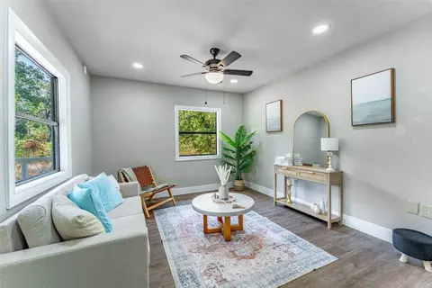 905 Regal Dr, Tool, TX 75143 photo 6