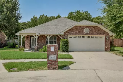 1030 Roberts Bend Ct, Granbury, TX 76048