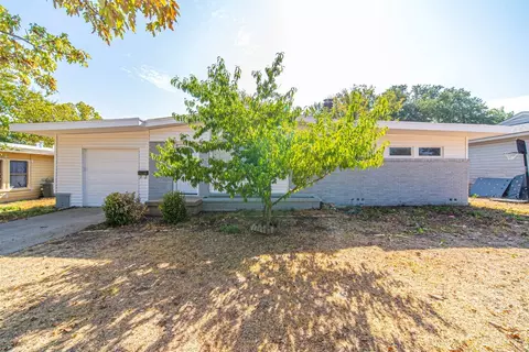 4767 Rector Ave, Fort Worth, TX 76133