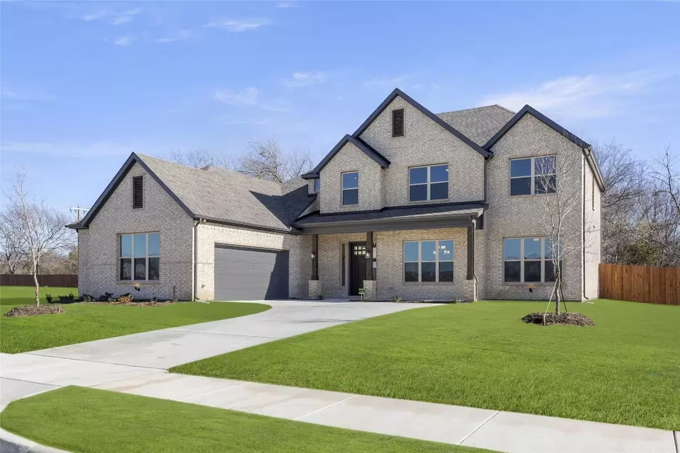  939 Richard Pittmon Dr, Desoto, TX 75115 photo 2
