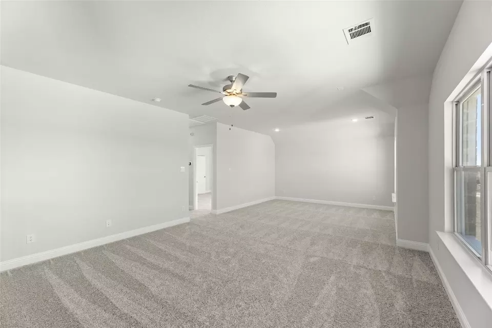  939 Richard Pittmon Dr, Desoto, TX 75115 photo 22