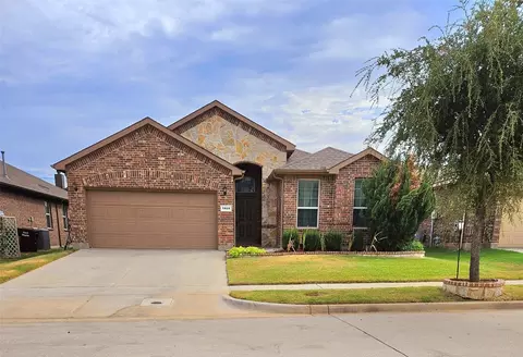 5808 Marsh Rail Dr, Denton, TX 76208