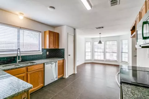 254 Barclay Ave, Coppell, TX 75019