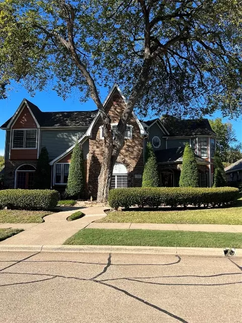 3401 Woodbridge Ln, Rowlett, TX 75088