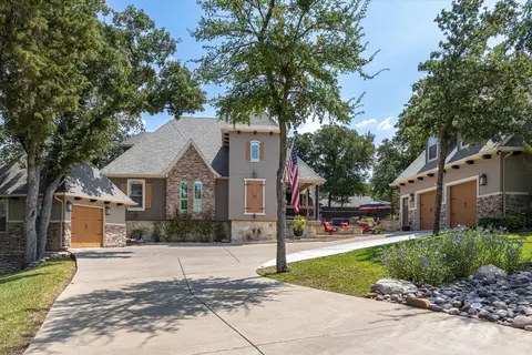 3927 Laramie Dr, Granbury, TX 76049