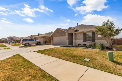 10472 Fort Cibolo Trl, Crowley, TX 76036