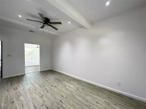900 E State St, Terrell, TX 75160 photo 5