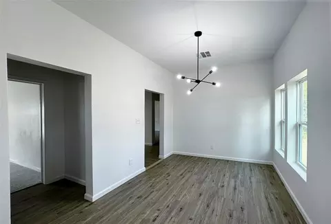 900 E State St, Terrell, TX 75160 photo 7