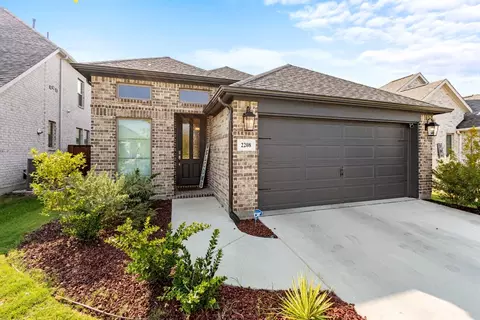 2208 Rothbury Dr, Forney, TX 75126