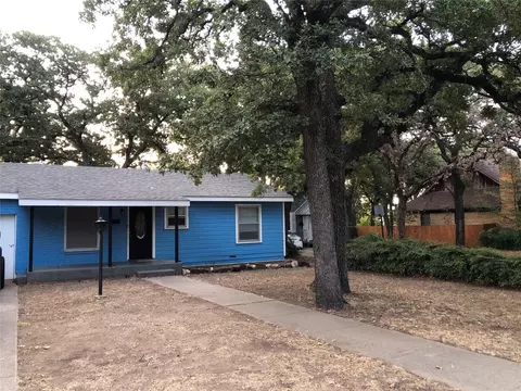 2825 Putnam St, Fort Worth, TX 76112
