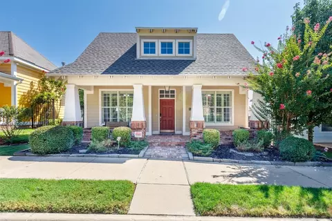 8217 Bridge St, North Richland Hills, TX 76180
