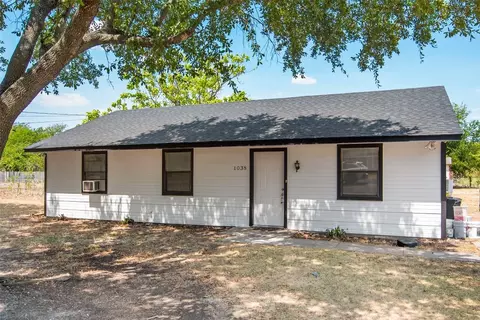 1038 Eastridge Cir, Red Oak, TX 75154