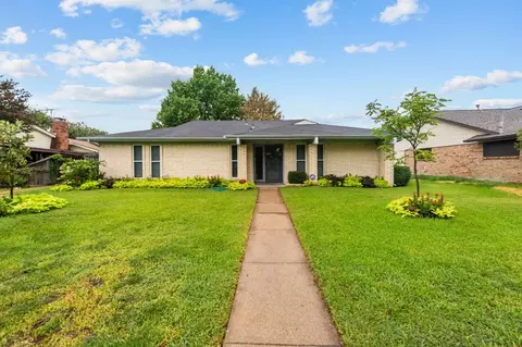 3203 Manchester Dr, Mesquite, TX 75150