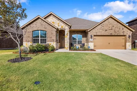 2925 Faro Rd, Aubrey, TX 76227