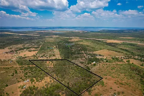 1099 SW County Road 2360, Streetman, TX 75859