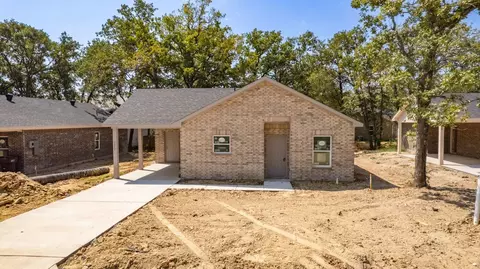 1017 Hillburn Dr, West Tawakoni, TX 75474
