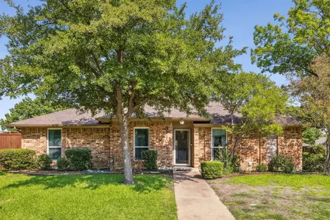 3110 Landover Dr, Carrollton, TX 75007