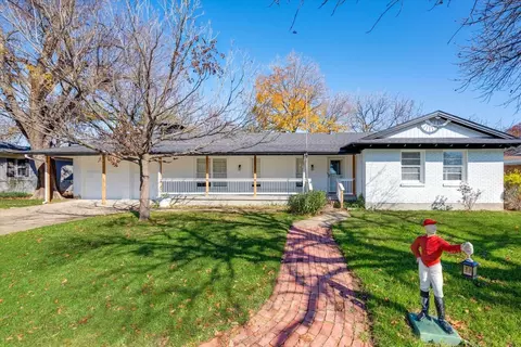 3528 Labadie Dr, Richland Hills, TX 76118