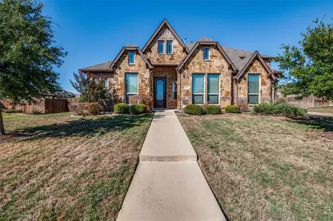 1105 Dover Pl, Desoto, TX 75115