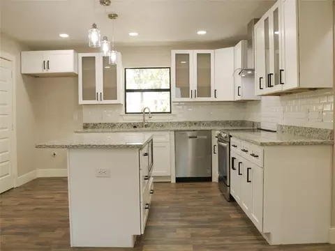 1604 Jackson St, Commerce, TX 75428 photo 6