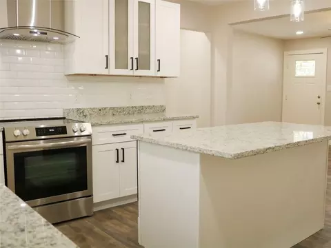 1604 Jackson St, Commerce, TX 75428 photo 5
