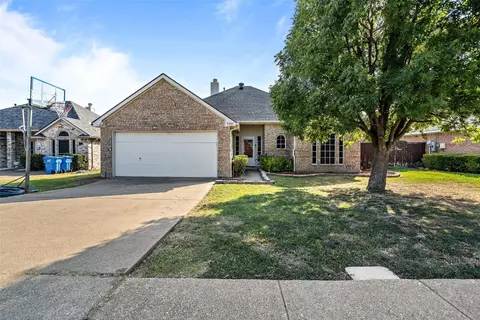 6607 Violet Dr, Rowlett, TX 75089