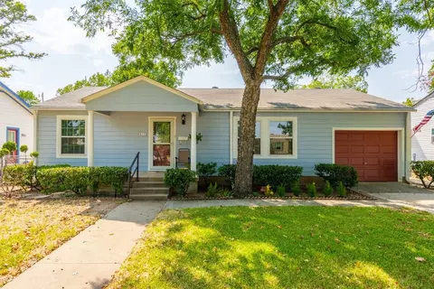 817 Gustave St, River Oaks, TX 76114