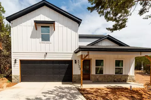 5723 Lone Star Cir, Granbury, TX 76048