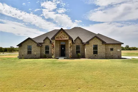 6009 Mango Dr, Sanger, TX 76266