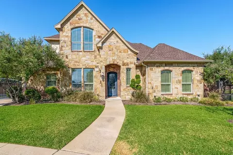 2006 Melbourne Dr, Pantego, TX 76013