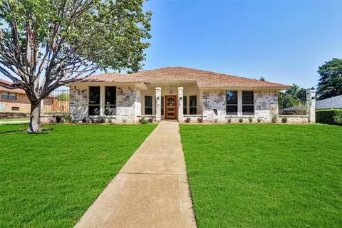 1226 Laguna Vista Way, Grapevine, TX 76051