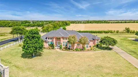 120 Equestrian Dr, Rockwall, TX 75032