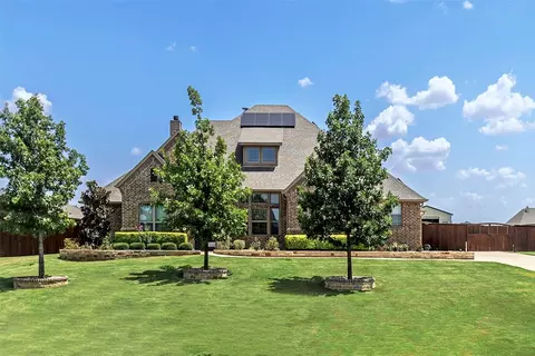 620 Cross Creek Dr, Waxahachie, TX 75167