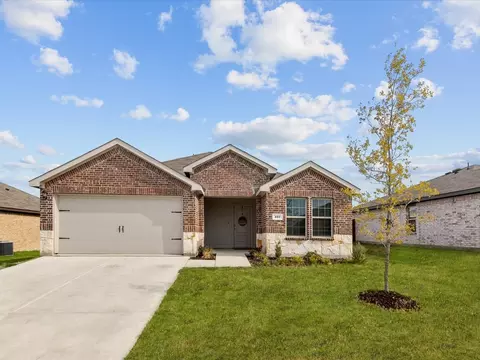 407 Wrangler Dr, Royse City, TX 75189
