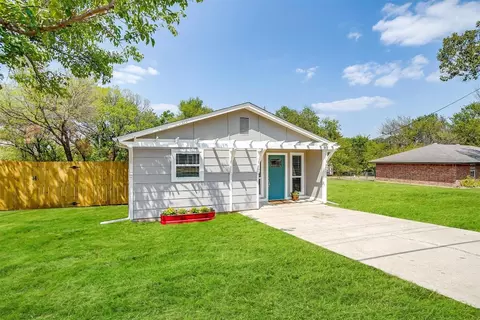 201 E 8th St, Weatherford, TX 76086