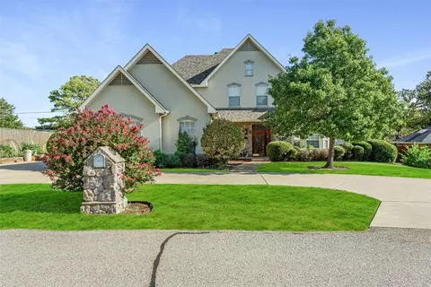 103 Woodland Dr, Highland Village, TX 75077