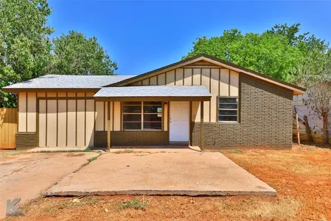 5126 Questa Dr, Abilene, TX 79605