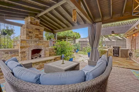 4212 Lawngate Dr, Dallas, TX 75287