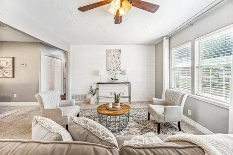 113 S 1st St, Godley, TX 76044