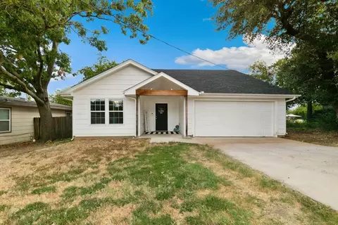 403 3rd St, Whitesboro, TX 76273