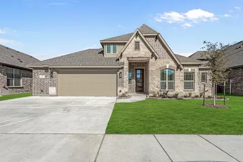 331 Winterwood Dr, Lavon, TX 75166