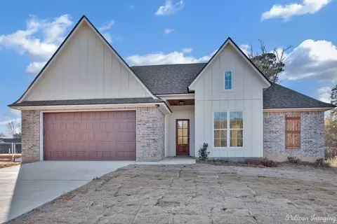 172 Katie Cir, Shreveport, LA 71107