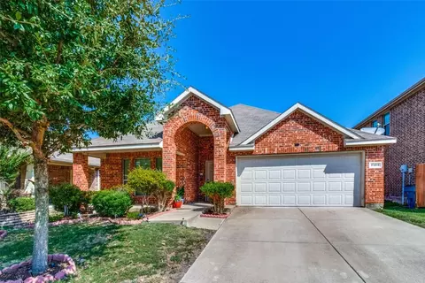 2162 Callahan Dr, Forney, TX 75126