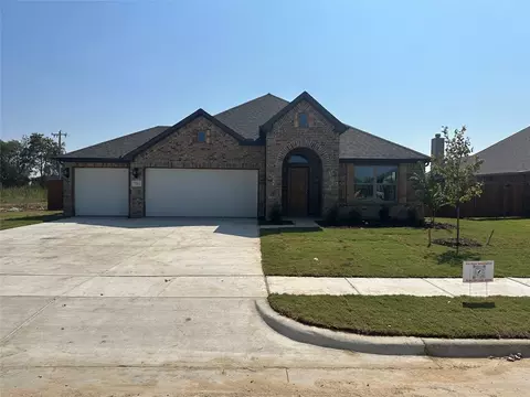 577 Mbs Way, Pilot Point, TX 76258