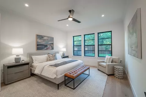 8811 Forest Hills Blvd, Dallas, TX 75218