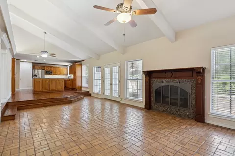 102 Oak Ln, Euless, TX 76039 photo 13