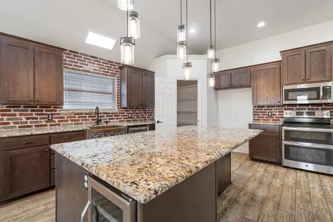 116 Clyde Dr, Aledo, TX 76008