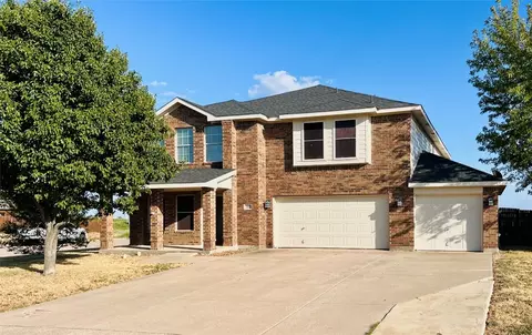222 Meagan St, Waxahachie, TX 75165
