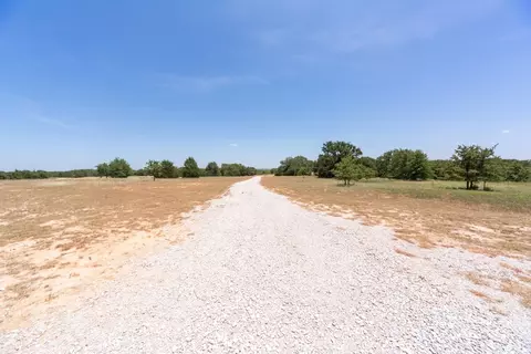 1730 Jim Harry Loop, Sunset, TX 76270 photo 38