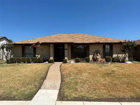 625 Roundtree Dr, Mesquite, TX 75150